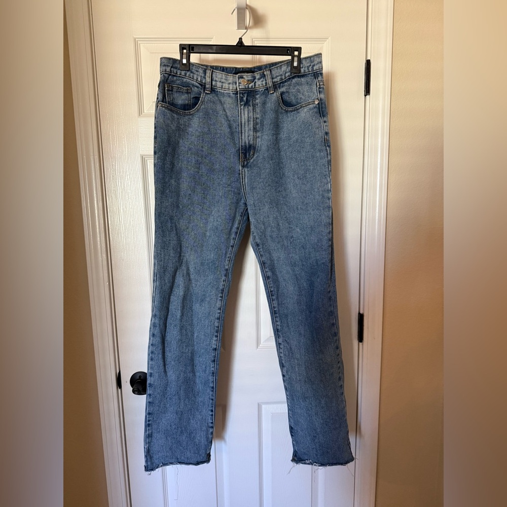PrettyLittleThing Light Blue Straight Leg Distressed Jeans